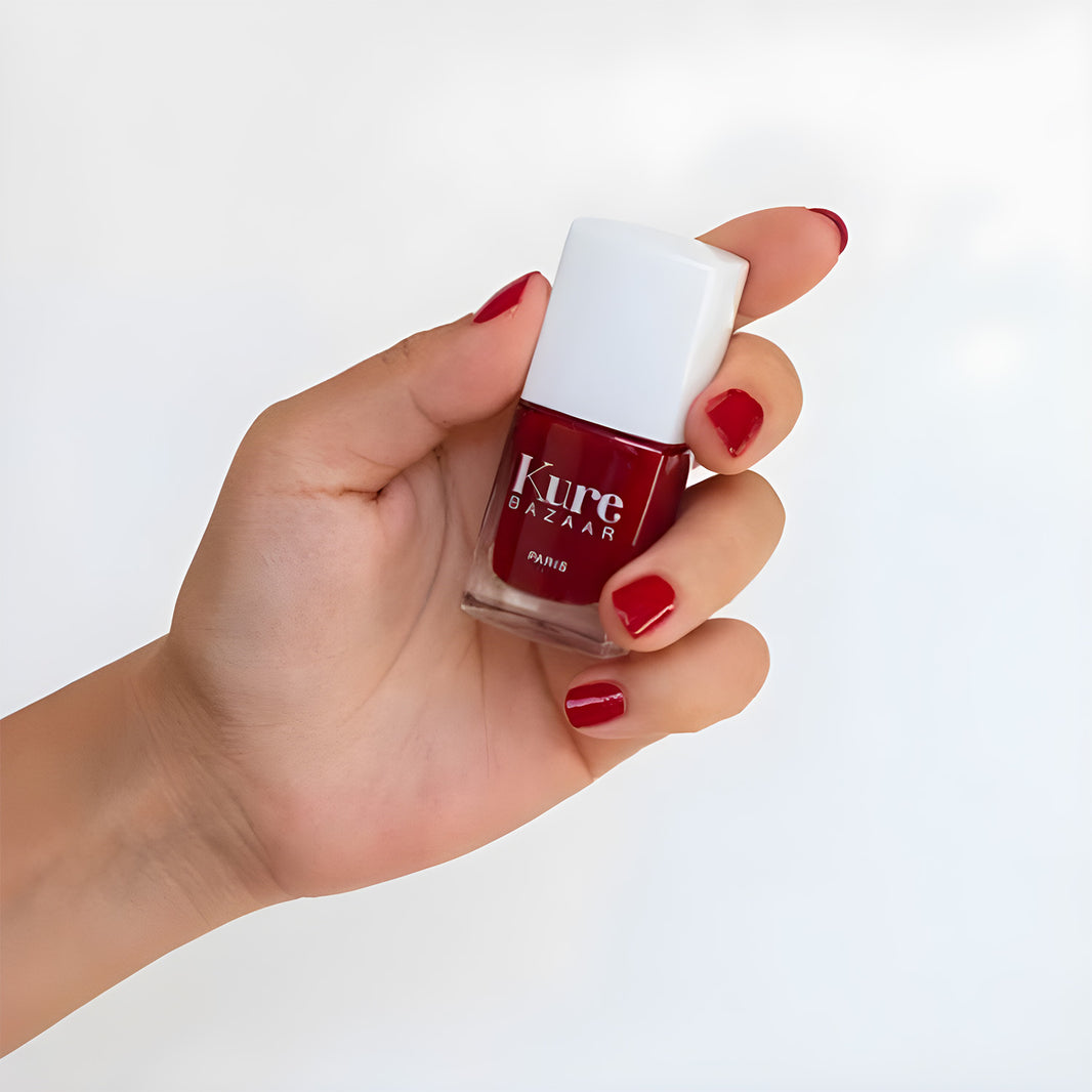 LES ROUGES - THE REDS - Kure Bazaar Paris