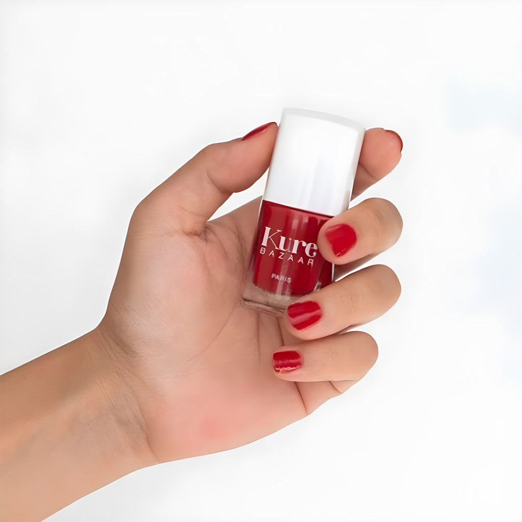 LES ROUGES - THE REDS - Kure Bazaar Paris